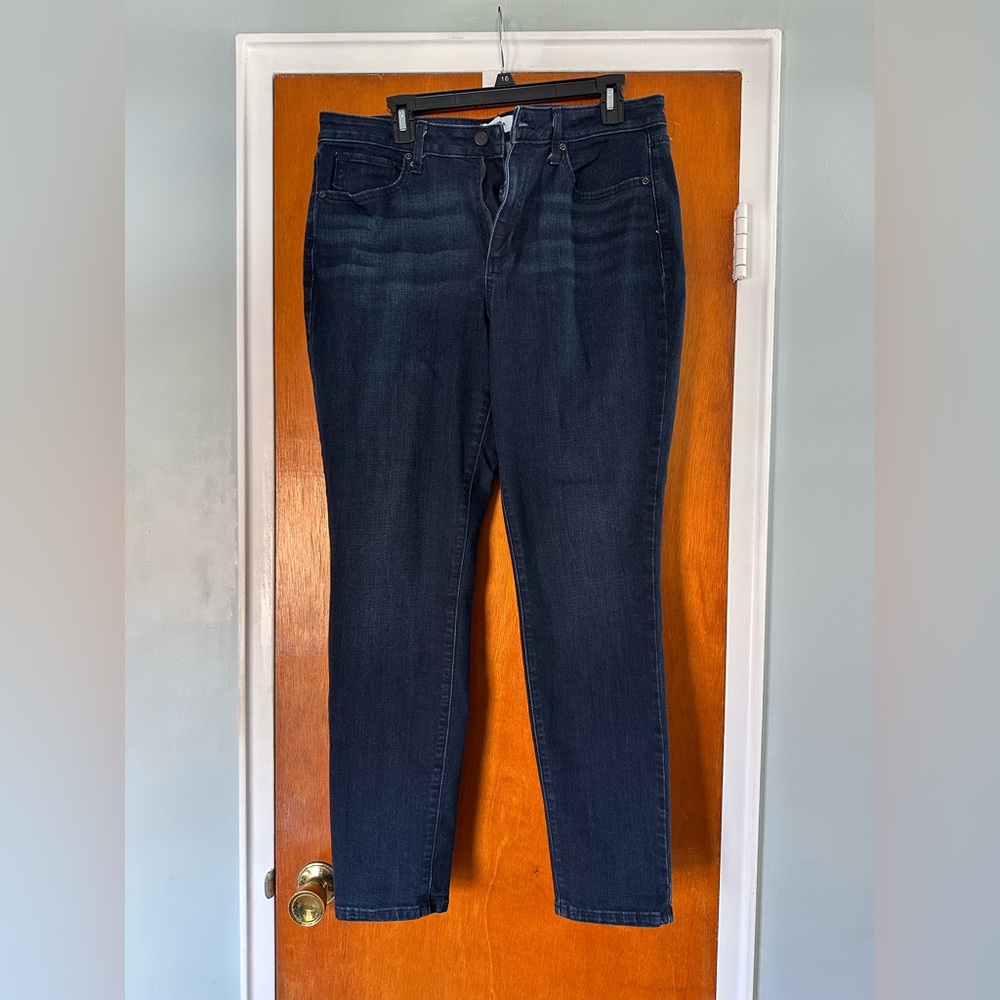 Sonoma curvy skinny jeans, size 14.